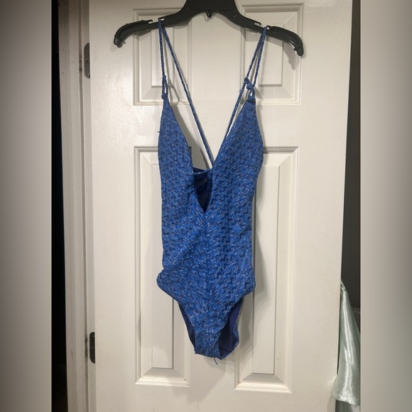 Becca by Rebecca Virtue Sundance Elizabeth 1 Pc Starry Night Swimsuit size M - Picture 2 of 8